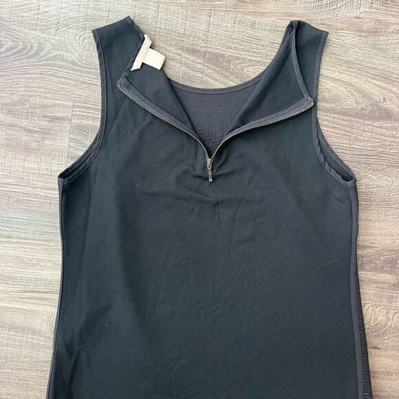 Banana Republic Textured Shell Tank Sz Small Petite Women’s - Picture 8 of 9